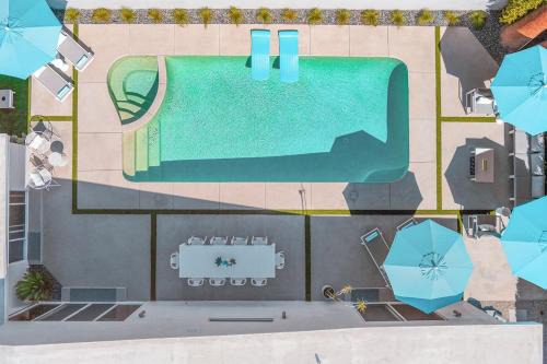 Twin Palms Villa | Villa Chakwella