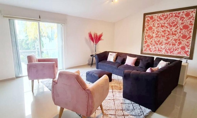 Punta Cancún Villa | VILLA CHLOE. Modern 4 rooms house with pool