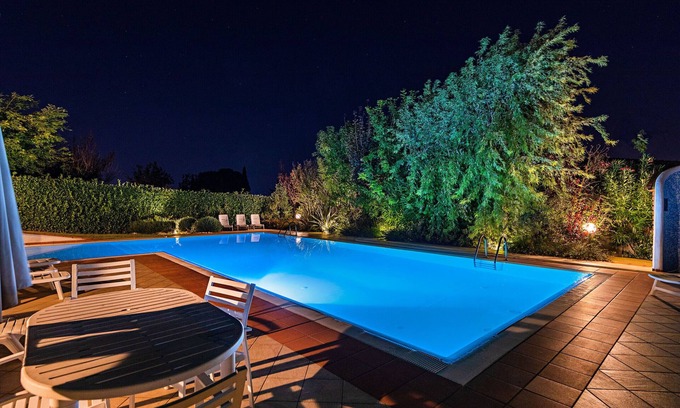 Soiano del Lago Villa | Villa Clara con piscina by Wonderful Italy