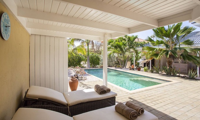 Grote Berg Villa | Villa Cle - Curazao con hermoso jardín tropical