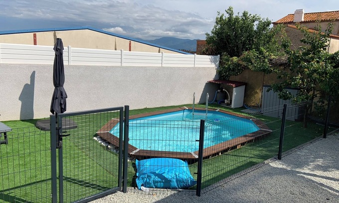 Ponteilla Casa | Villa Climatisée, 2 Chambres, 6 Personnes Jardin et Piscine, Emplacement Idéal