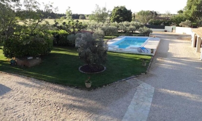 Arles Villa | Villa Climatisée Avec Piscine en Provence