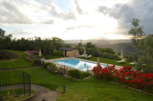 Fara in Sabina Apartamento | Villa Collebelvedere - Near Rome with Home Restaurant