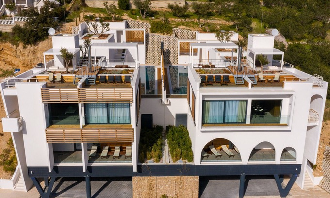 Marusici Villa | Villa Complex Wind Rose nearby Split – Crovillas GmbH