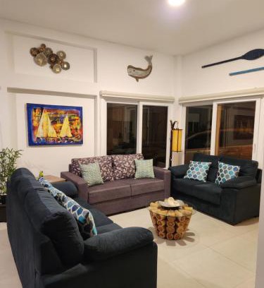 Salinas Villa | Villa Country Club Salinas