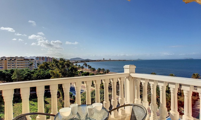 Playa Paraíso Apartamento | Apartamento con vistas al mar, wifi, piscina comunitaria