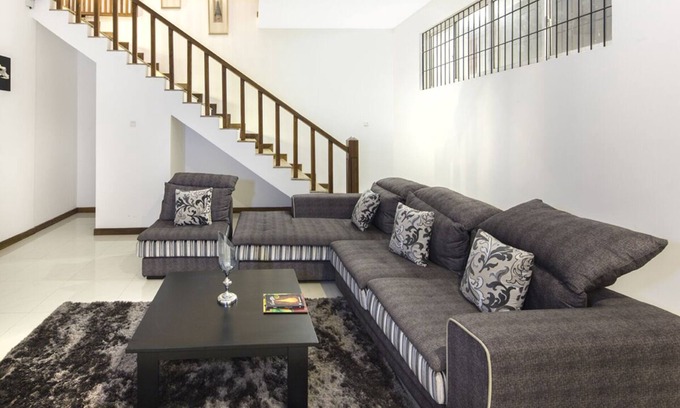 Kaduwela Villa | Villa Crystals - Villa de lujo de 4 dormitorios en Colombo, Sri Lanka