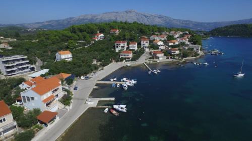 Lumbarda Apartamento | Villa Cvita
