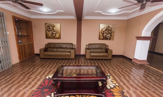 Nungua Central Complejo | Villa D' Coco - Your Vacation Hotspot