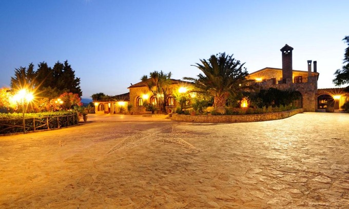 Alia Casa | Villa Dafne