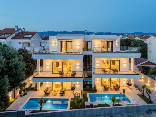 Novalja Apartamento | Villa Dantela with Private Pools