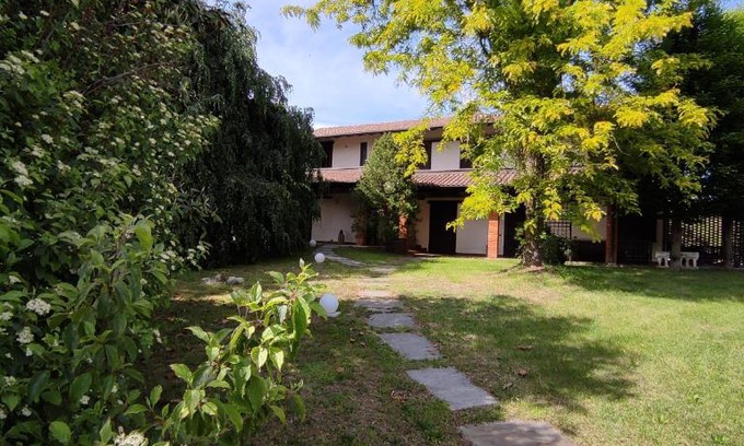 Vergiate Casa | Villa De Alberti