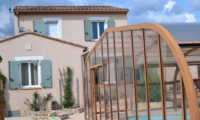 Poulx Casa | Villa de Charme, Climatisée, à Poulx, Entre Nîmes et Uzès
