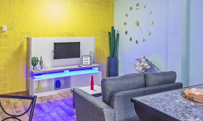 Scarborough Apartamento | Villa De Cruz - Groovy Suite