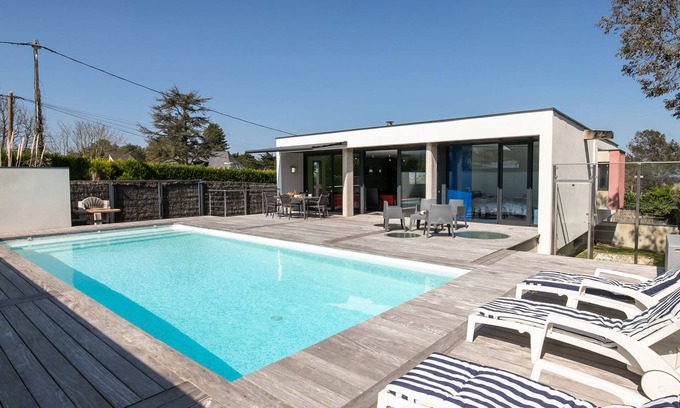 Locquirec Casa | Villa de la Baie by Interhome