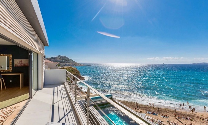 Montredon Villa | Villa de Luxe Pieds Dans Leau