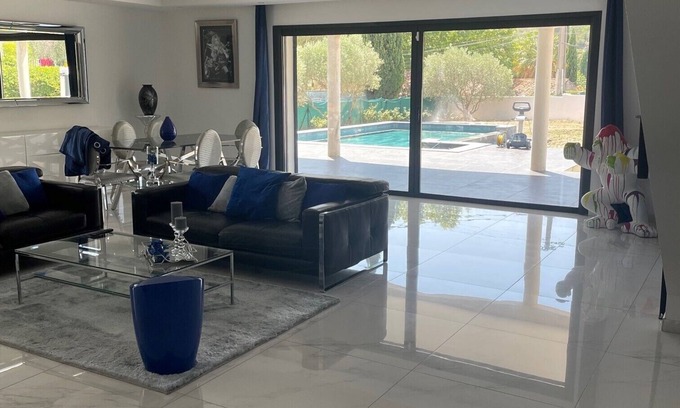 Istres Casa | Villa de saint jean