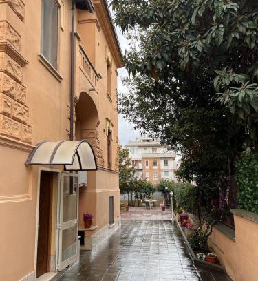 Gianicolense Casa | Villa dei fiori