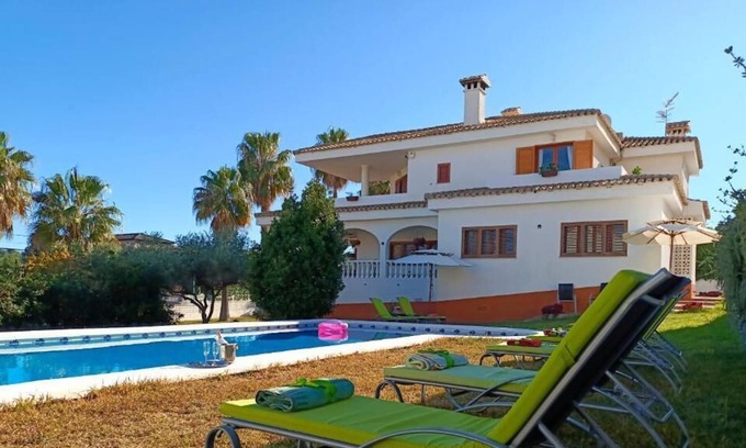 Oropesa del Mar Villa | 'Villa del Mar' con vistas a la montaña, piscina, jardín y Wi-Fi
