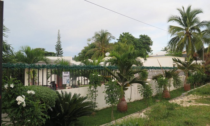 Looc Hotel | Villa del Pueblo
