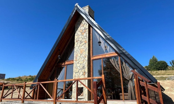 Hoçë e Qytetit Apartamento | Villa deluxe n'Bjeshkë