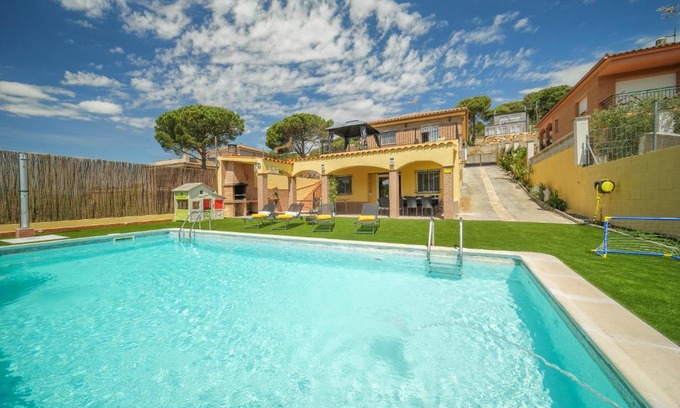 Lloret de Mar Villa | Villa Denis Lux, Gran zona Exterior con Piscina