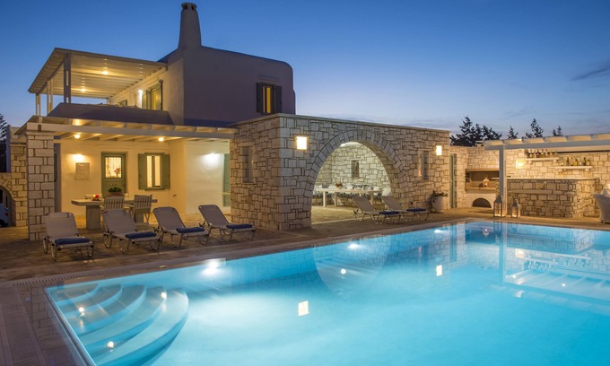 Aliki Villa | Villa Dionysos - villa con piscina al aire libre