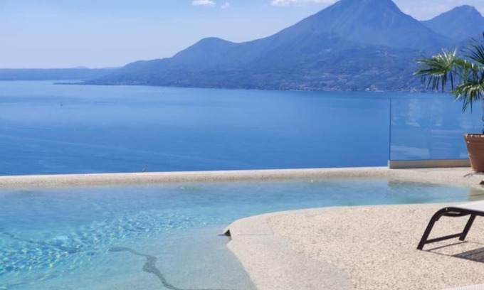 Brenzone sul Garda Apartamento | Villa Divina22-APT Armonia-Con Piscina e vista lago