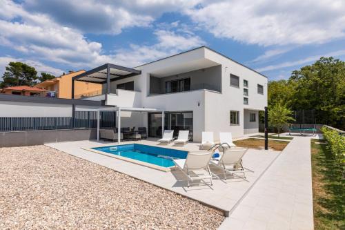 Malinska Villa | Villa Dolores by EL-PI TOURS