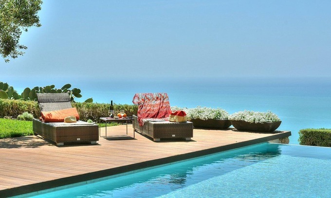 Licata Apartamento | Villa Donzella, fully refundable with voucher*: An elegant and welcoming apartment that is part of a villa which faces the sun and the sea, with Free WI-FI.