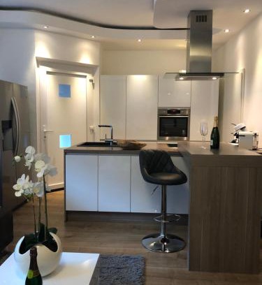 Alsdorf Apartamento | Villa Drita