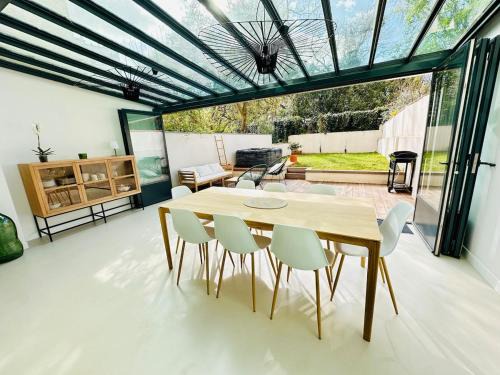 Guilhemery Villa | Villa du parc
