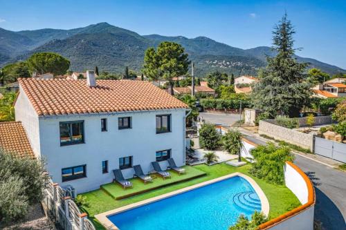 Laroque-des-Alberes Villa | Villa du Soleil by Villa Plus