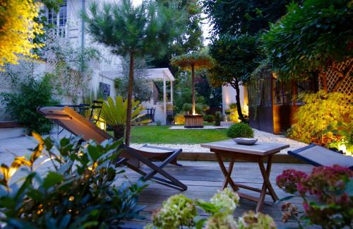 Auteuil Cama Y Desayuno | Villa du Square, Luxury Guest House