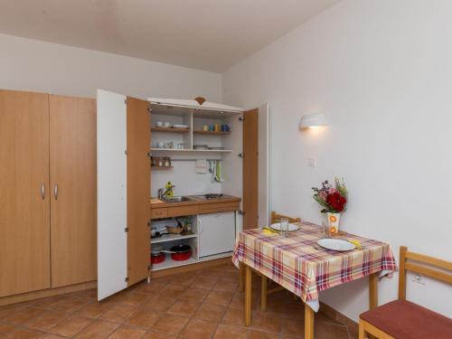 Plat Apartamento | Villa Dubravka - Superior One Bedroom Apartment with Balcony and Sea View Apartman 6