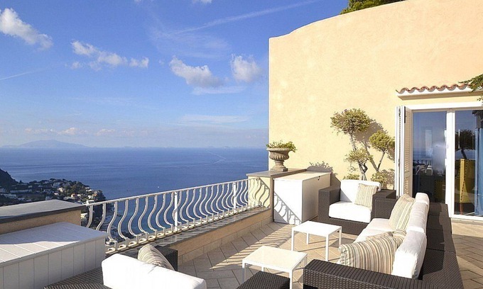 Capri Apartamento | Villa Due Marine: Un hermoso y luminoso apartamento ubicado en una zona tranquila.