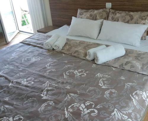 Kragujevac Apartamento | Villa Dunja