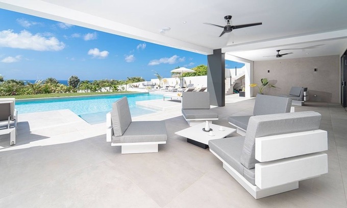 Weston Villa | Villa Elan 5 Bedroom Villa