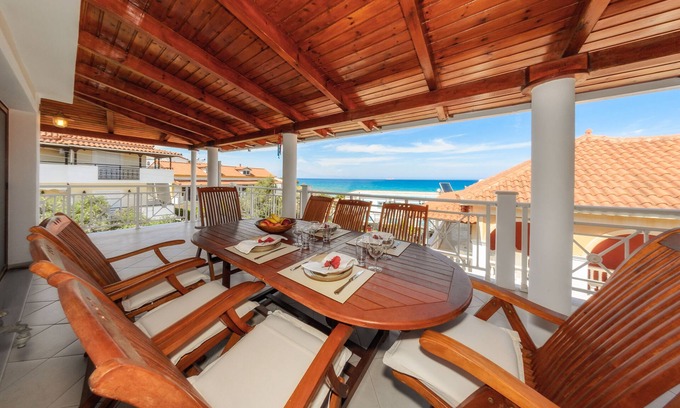 Alikanas Villa | Villa Eleni para hasta 8 personas