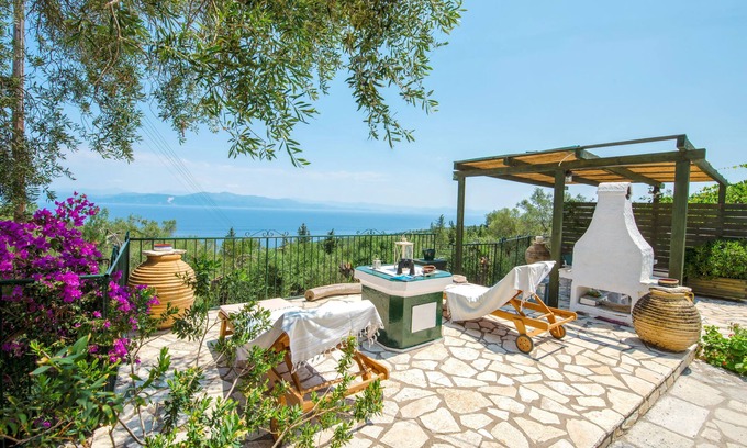 Ieromonachos Villa | Villa Eleonas es una casa de vacaciones independiente que ofrece una estancia ideal para el huésped.