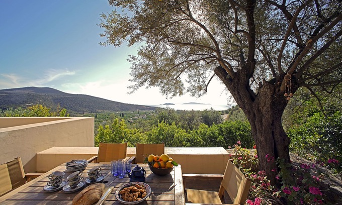 Melissopetra Villa | Epidauro Oliva Villa