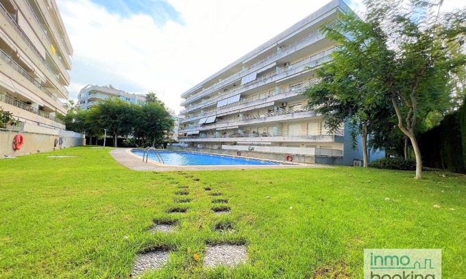 Salou Apartamento | Villa Elvira Salou , con piscina y aparcamiento gratis