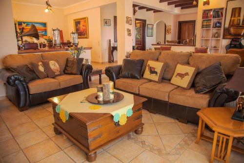 Doukades Casa | Villa Emily, soothing experience, perfect getaway