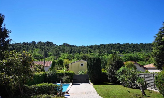 Est Casa | Villa Entre Centre Ville Aix-en-provence et la Montage Sainte-victoire