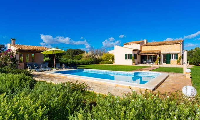 Campos Chalet De Esquí | Villa Son Pere, casa rural con encanto en una ubicación idílica