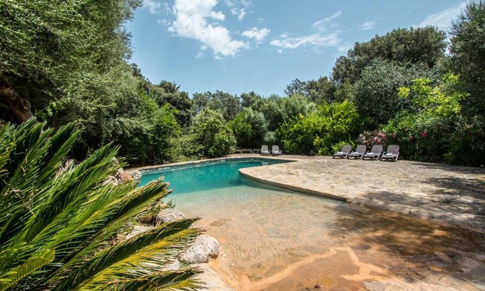 Buger Casa | Villa Es Sestadors By homevillas360
