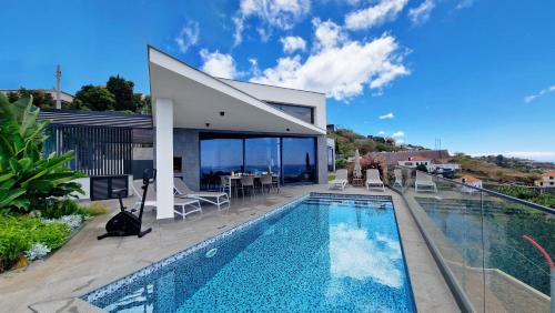 Ribeira Brava Villa | Villa Estrelícia by LovelyStay
