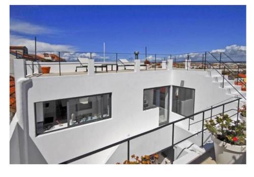 Peniche Casa | VILLA Estrelas - PENICHE Centre Ville -Vue mer -Choix de 3 maisons indépendantes dans la même rue - Plage à 300 metres -Parking gratuit-