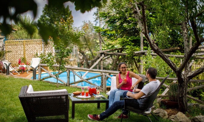 San Pietro Villa | Villa Eugenia - villa elegante y espaciosa con jardín, vista al mar, piscina
