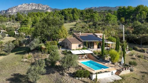 Buis-les-Baronnies Cama Y Desayuno | Villa Férus Piscine chauffée chambres d'hôtes